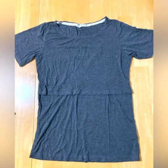 Women's Charcoal Gray nursing top - Picture 1 of 3